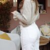 JEANS MOM BLANCOS COSTURAS CAMEL - Imagen 2